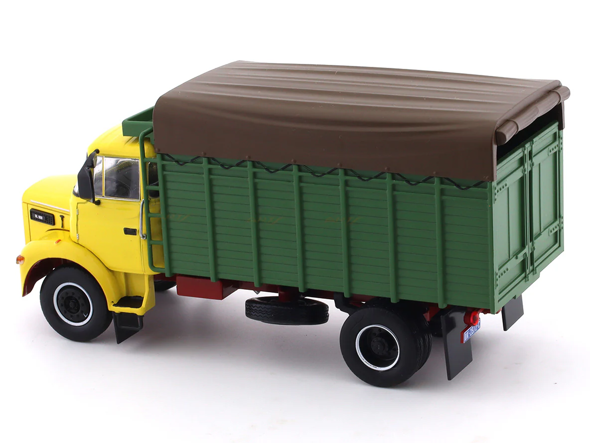 1976 Berliet GL900 5 Ton Truck 1:43 diecast scale model truck collectible - Image 8