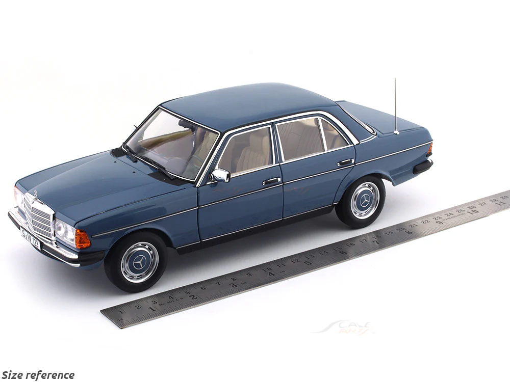 1980-85 Mercedes-Benz 200 W123 1:18 Norev diecast scale model car - Image 18