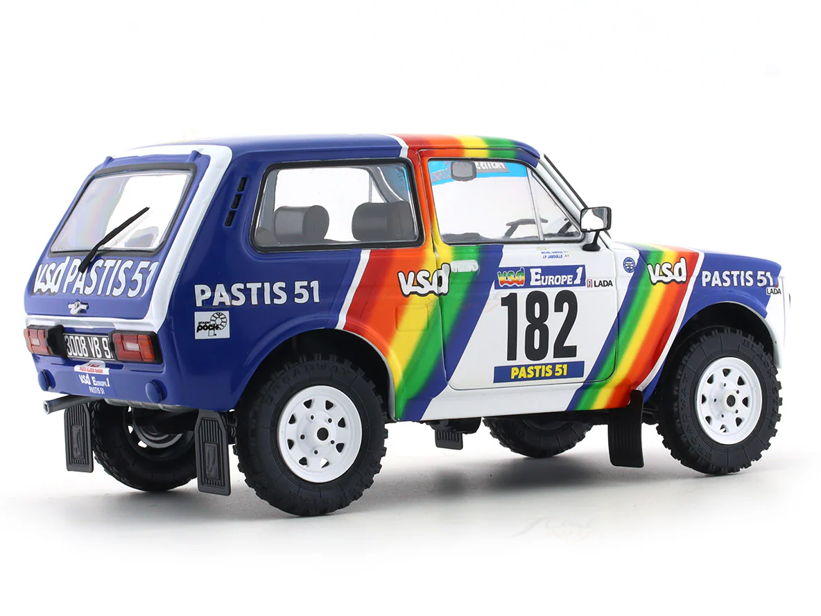 1982 Lada Niva Rally Paris Dakar 1:18 Solido licensed diecast scale model car collectible - Image 4