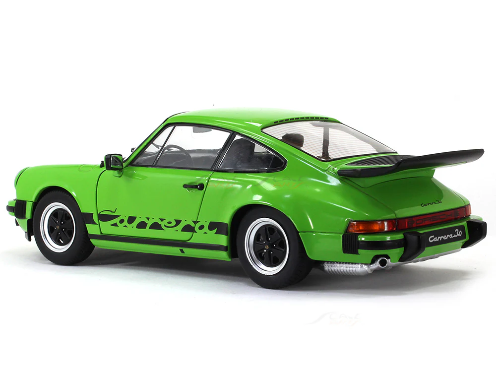 1984 Porsche 911 930 Carrera 3.2 Coupe 1:18 Solido scale model car collectible - Image 3