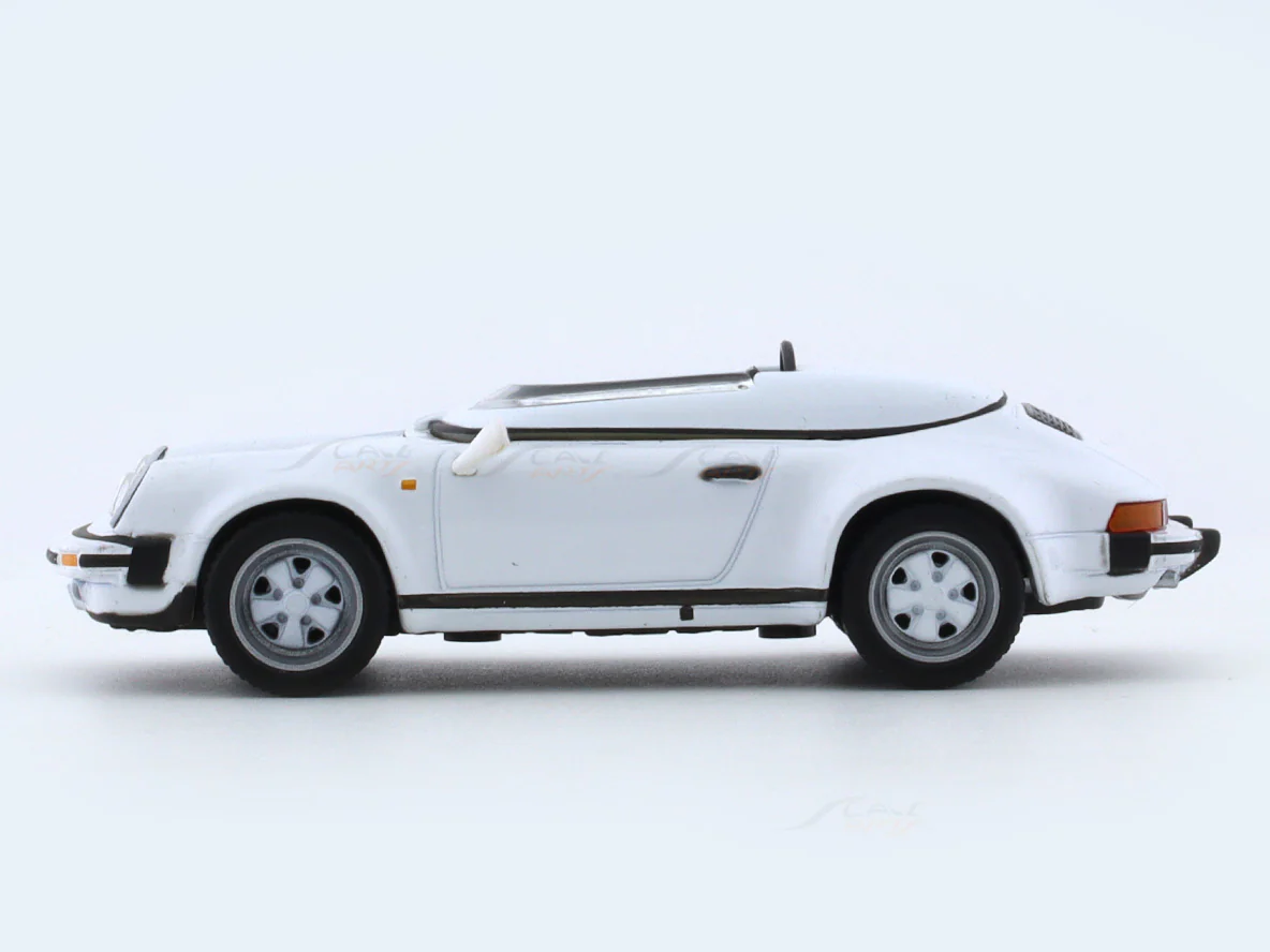 1987 Porsche 911 Carrera Speedster 1:43 diecast scale model car collectible - Image 2