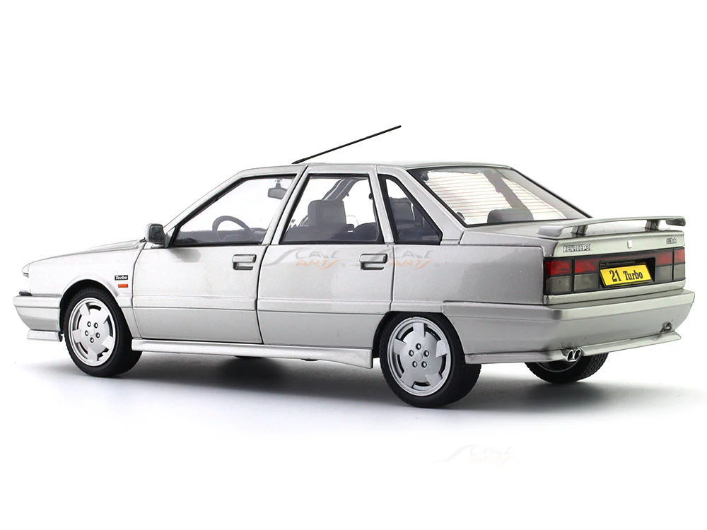 1988 Renault R21 Turbo MKII silver 1:18 Solido diecast scale model - Image 3