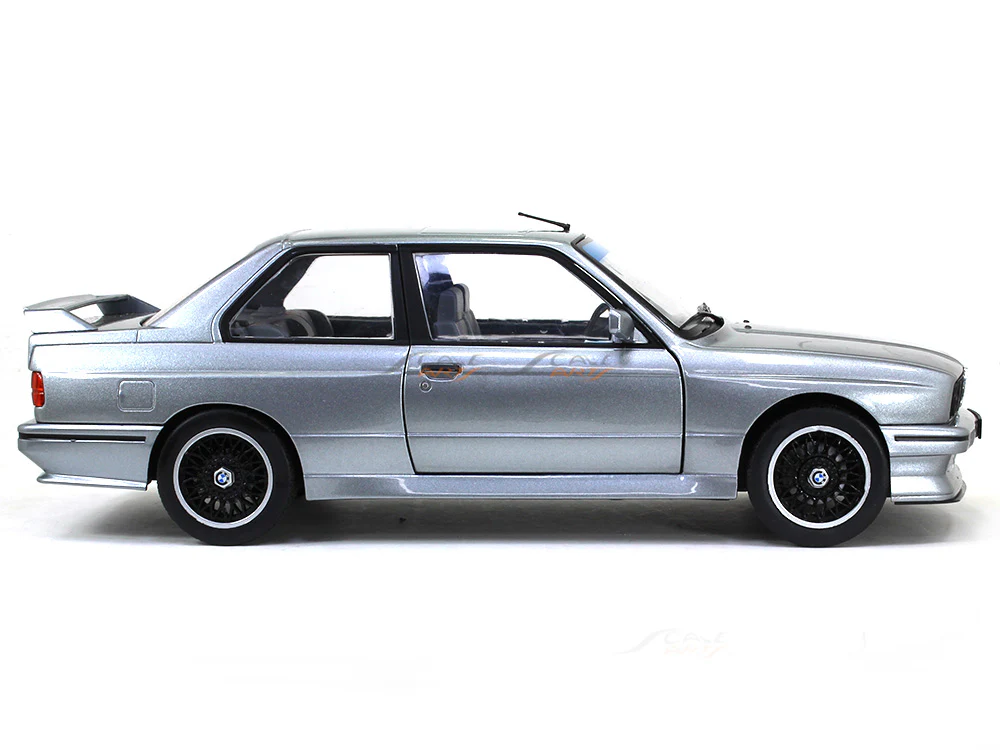 1990 BMW M3 E30 gray 1:18 Solido diecast Scale Model car - Image 5