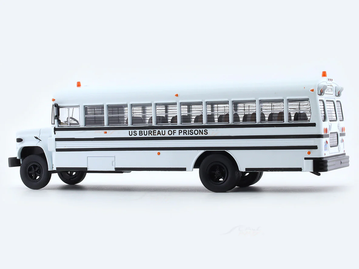 1990 GMC 6000 Prison Bus 1:43 diecast scale model bus collectible - Image 3
