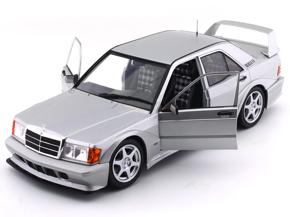 1990 Mercedes-Benz 190 Evo II W201 1:18 Solido diecast Scale Model collectible - Image 15