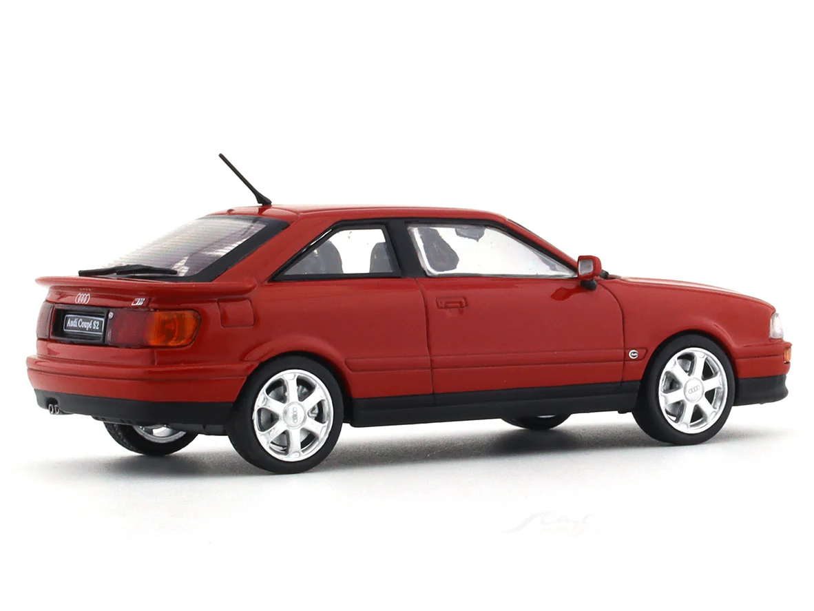 1992 Audi Coupe S2 Red 1:43 Solido diecast Scale Model collectible - Image 4