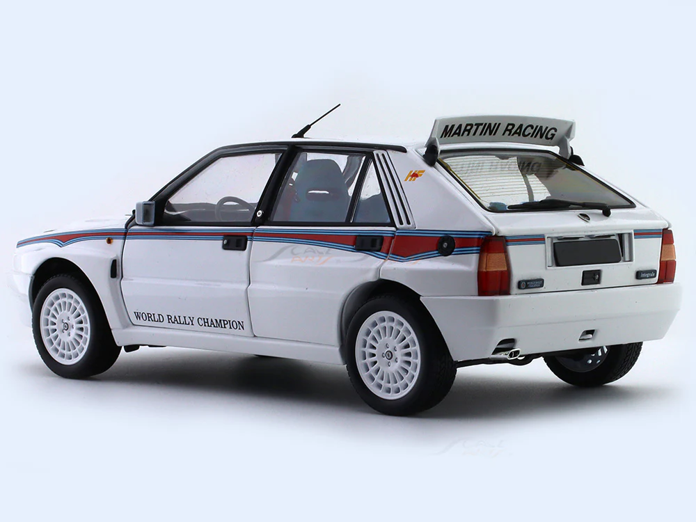 1992 Lancia Delta HF Integrale 6 Martini 1:18 Kyosho diecast scale model miniature - Image 3