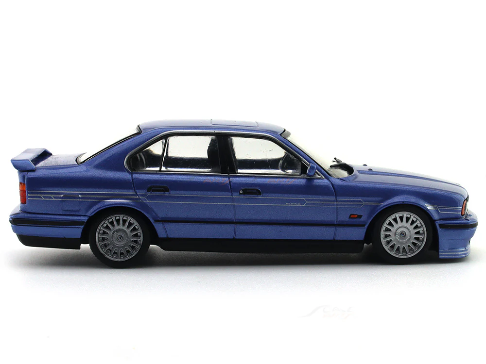 1994 BMW Alpina E34 B10 BiTurbo blue 1:43 Solido diecast scale model car - Image 5