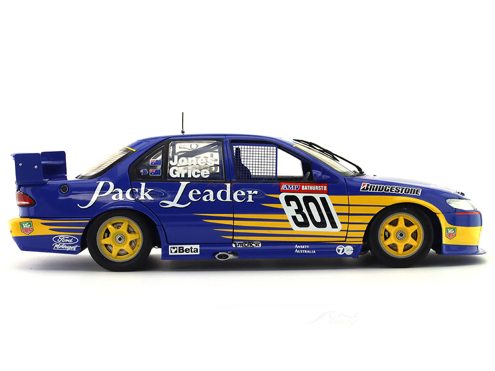 1996 Ford Falcon EF 1:18 Apex diecast scale model - Image 5