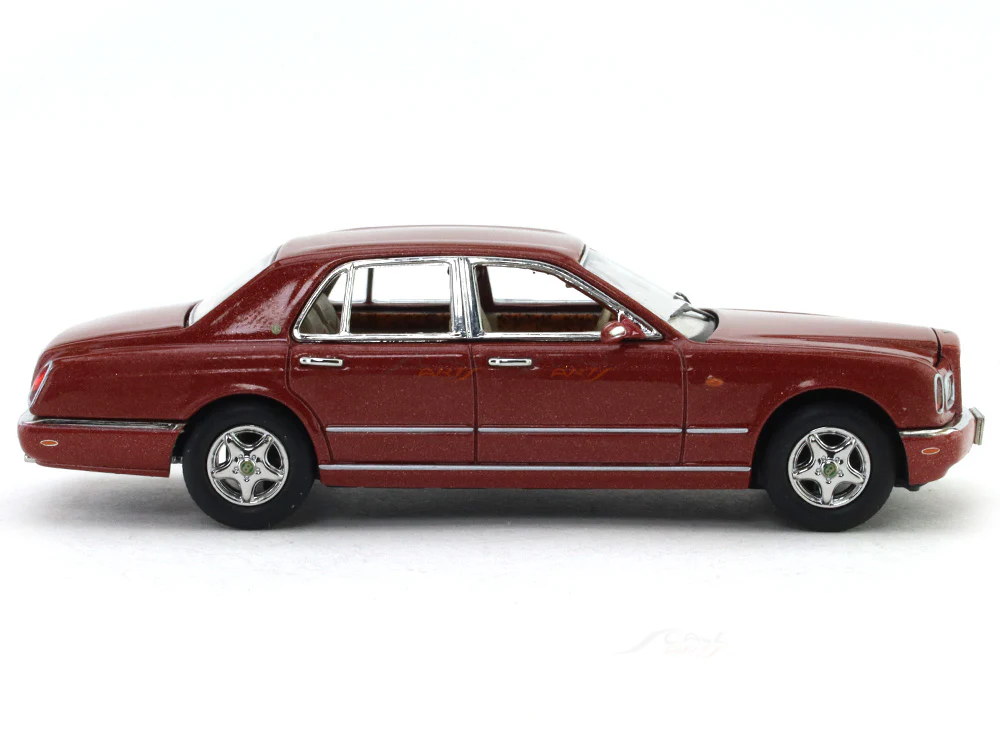 1998 Bentley Arnage red 1:64 GFCC diecast scale miniature car - Image 5