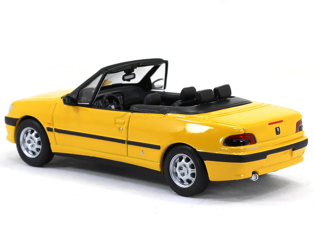 1998 Peugeot 306 Cabriolet 1:43 Minichamps diecast Scale Model car - Image 3
