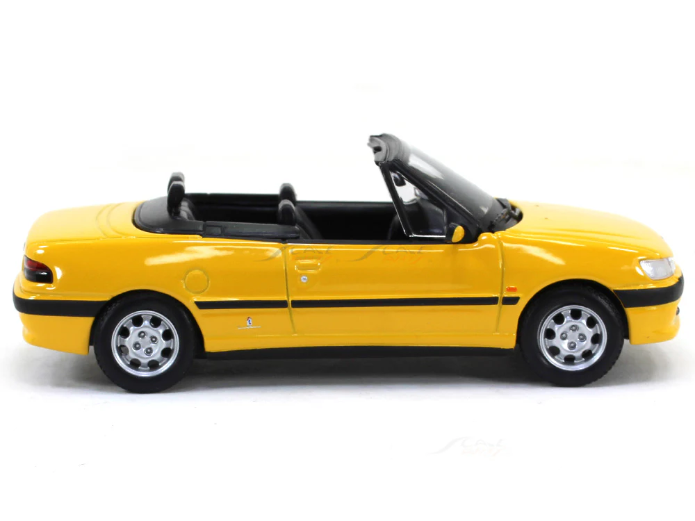 1998 Peugeot 306 Cabriolet 1:43 Minichamps diecast Scale Model car - Image 5