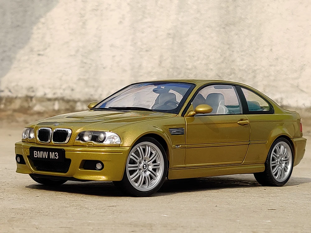 2000 BMW M3 E46 Coupe Phoenix Yellow 1:18 Solido scale model car collectible - Image 16