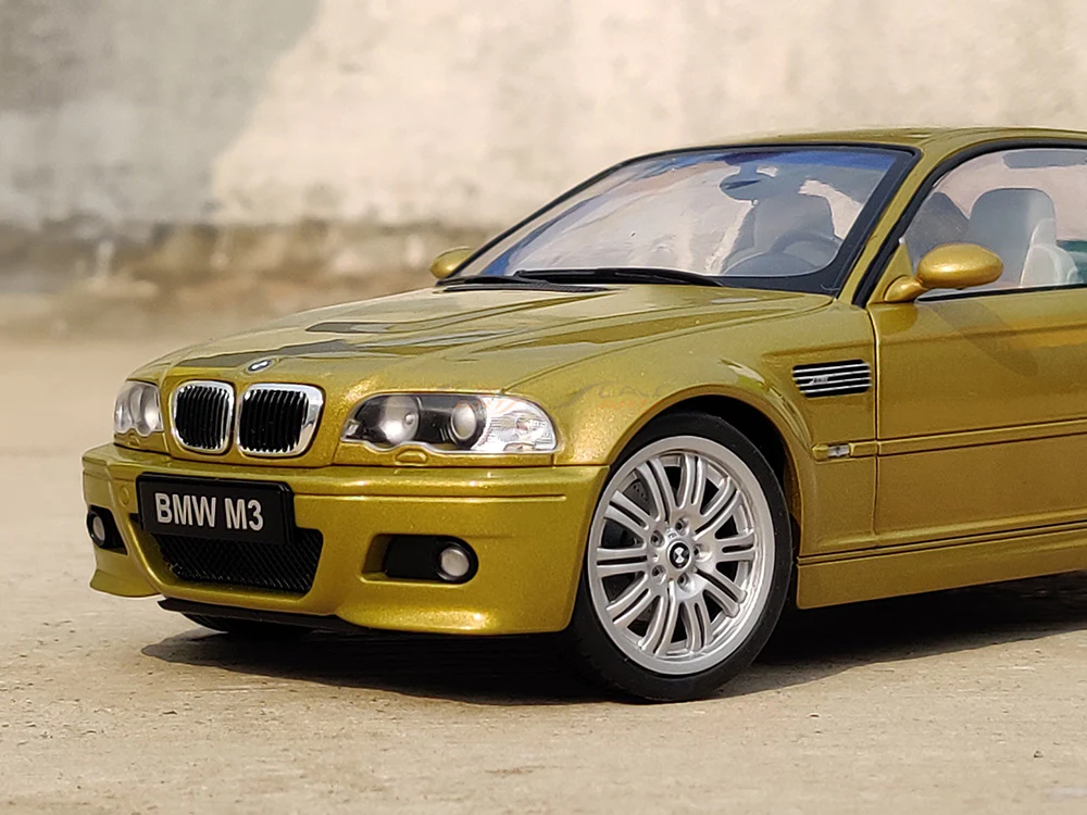 2000 BMW M3 E46 Coupe Phoenix Yellow 1:18 Solido scale model car collectible - Image 18