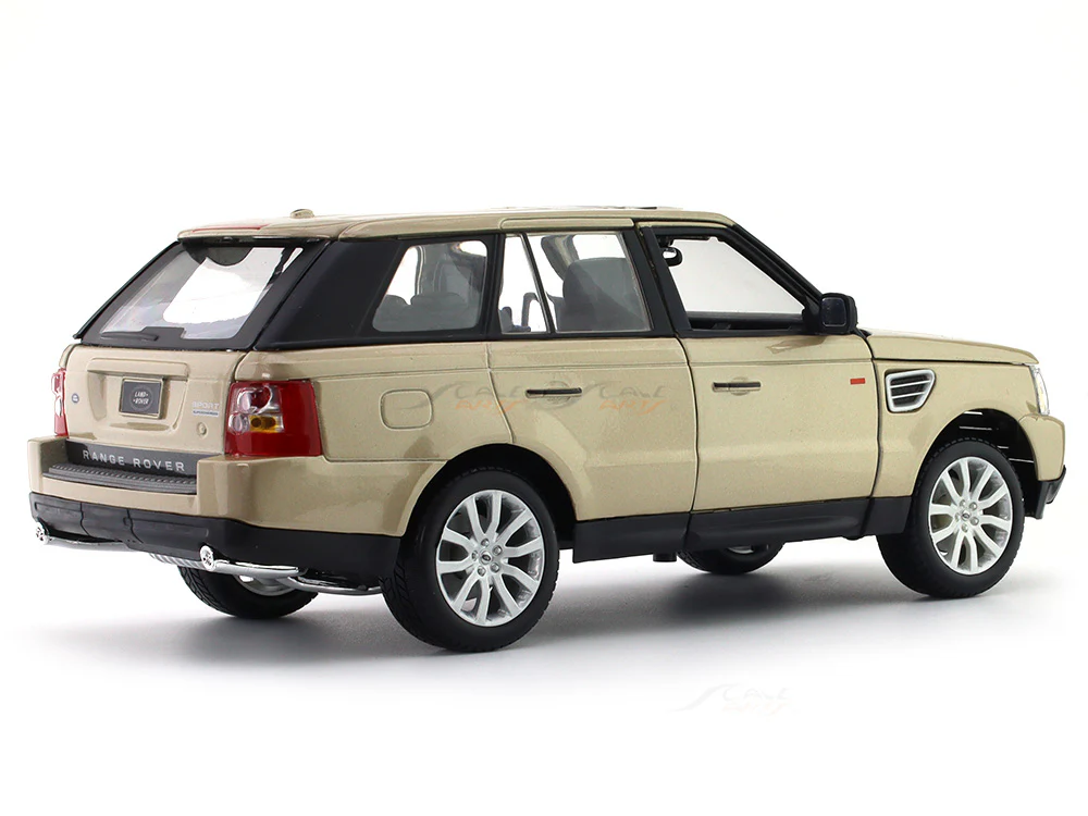 2006 Range Rover Sport 1:18 Bburago diecast scale model collectible - Image 4