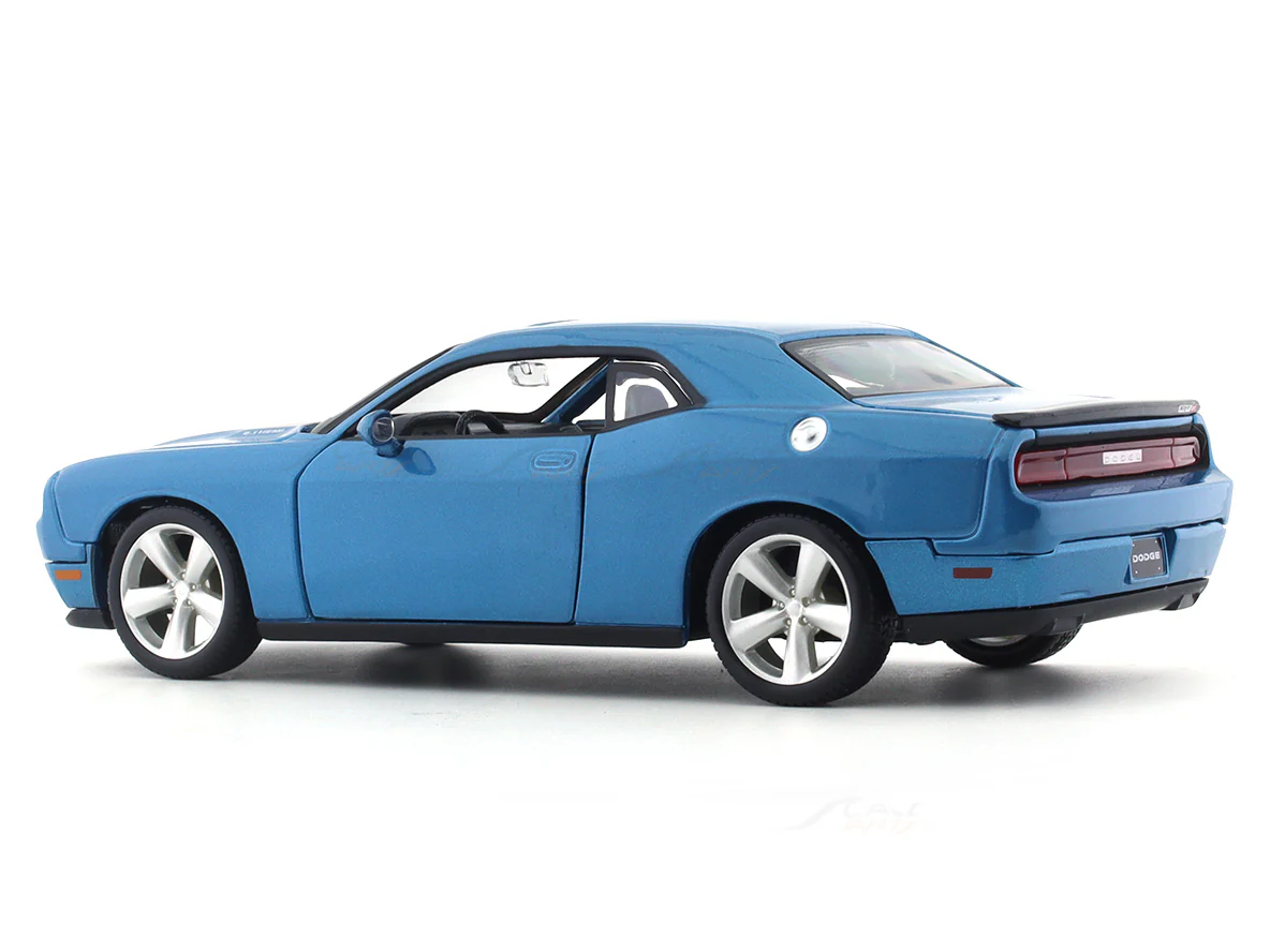 2008 Dodge Challenger SRT8 blue 1:24 Maisto licensed diecast Scale Model car - Image 3
