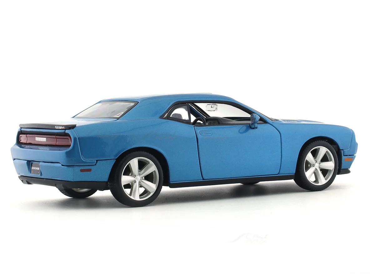 2008 Dodge Challenger SRT8 blue 1:24 Maisto licensed diecast Scale Model car - Image 4