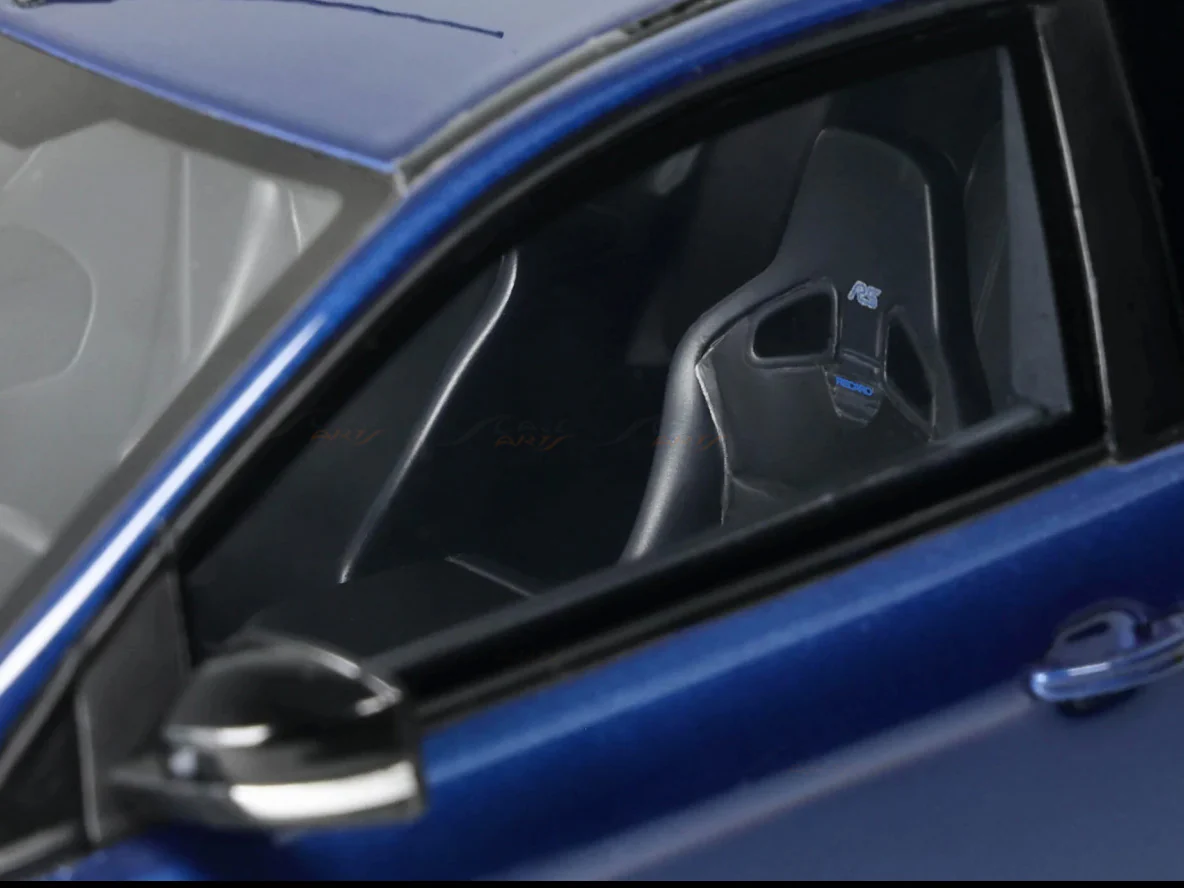 2009 Ford Focus RS Mk2 Performance Blue 1:18 OttOmobile Licensed Resin Scale Model Car Collectible - Image 8