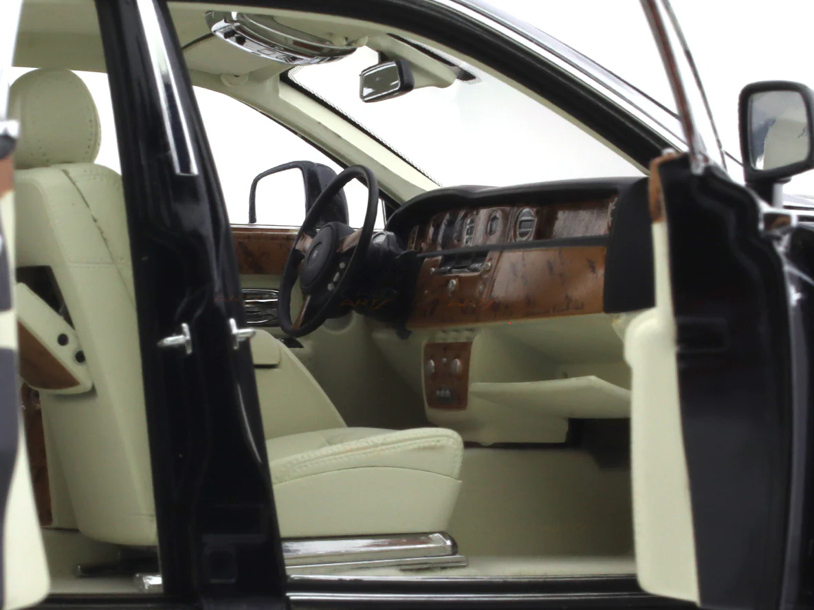 2012 Rolls-Royce Phantom EWB Silver Black 1:18 Kyosho diecast scale model car collectible - Image 20