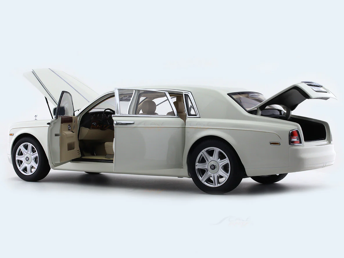 2012 Rolls-Royce Phantom EWB white 1:18 Kyosho diecast scale model car collectible - Image 10