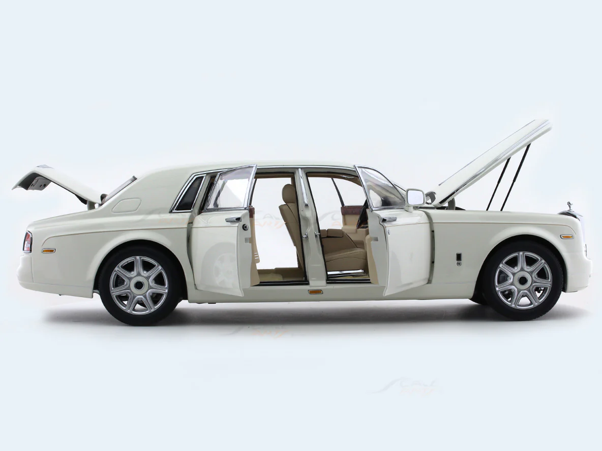 2012 Rolls-Royce Phantom EWB white 1:18 Kyosho diecast scale model car collectible - Image 13