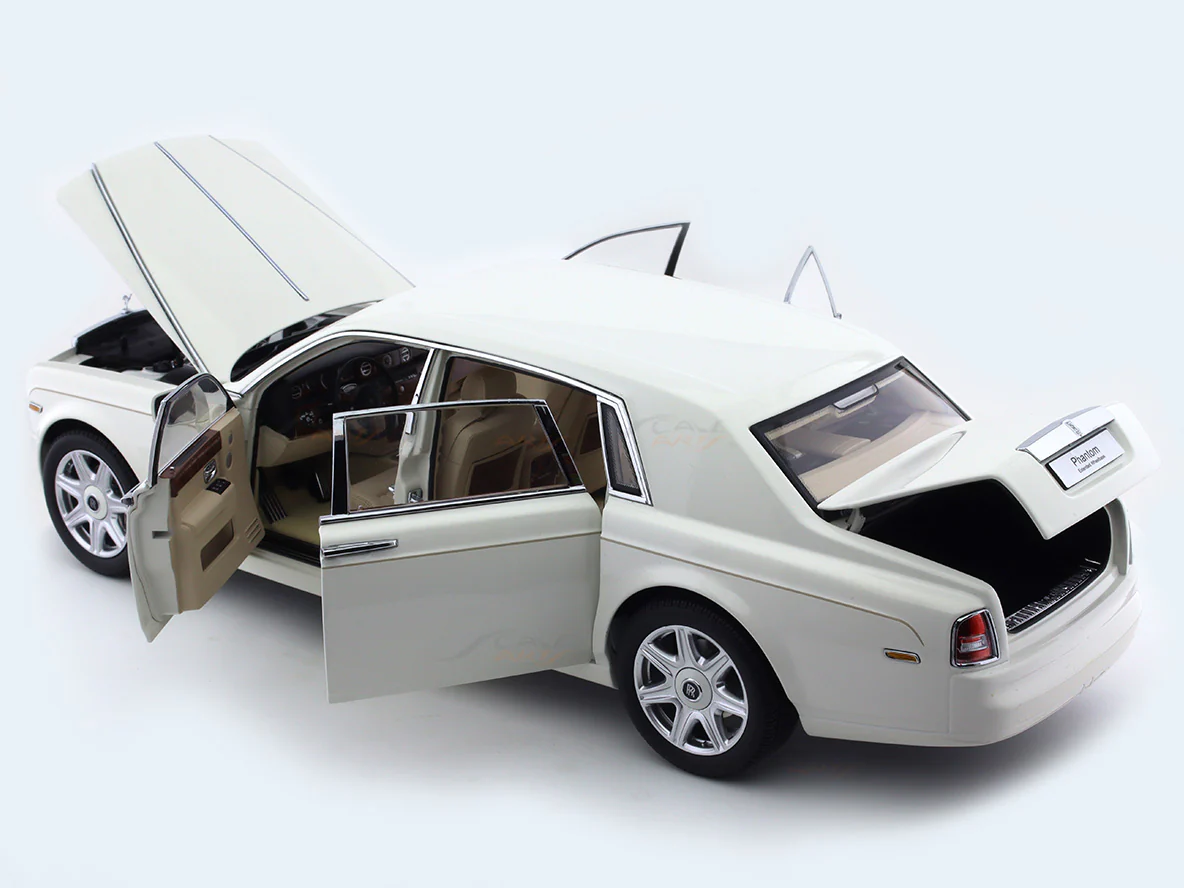 2012 Rolls-Royce Phantom EWB white 1:18 Kyosho diecast scale model car collectible - Image 18