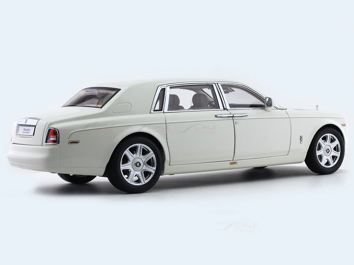 2012 Rolls-Royce Phantom EWB white 1:18 Kyosho diecast scale model car collectible - Image 4