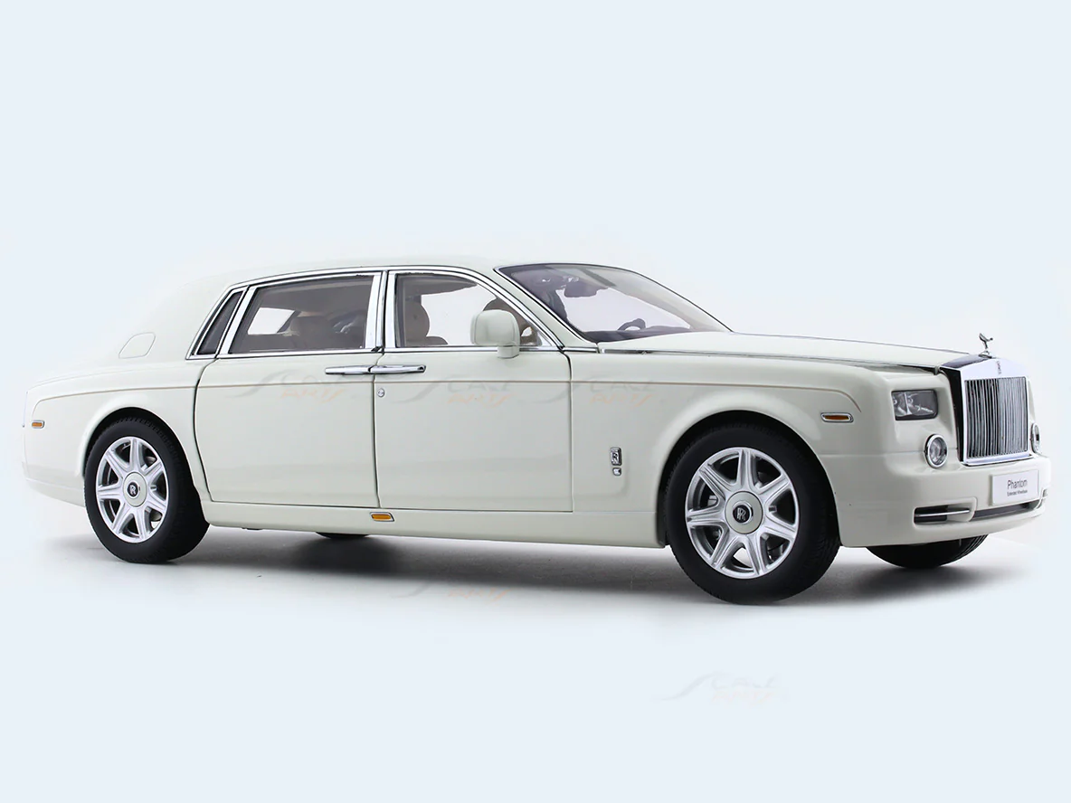 2012 Rolls-Royce Phantom EWB white 1:18 Kyosho diecast scale model car collectible - Image 6