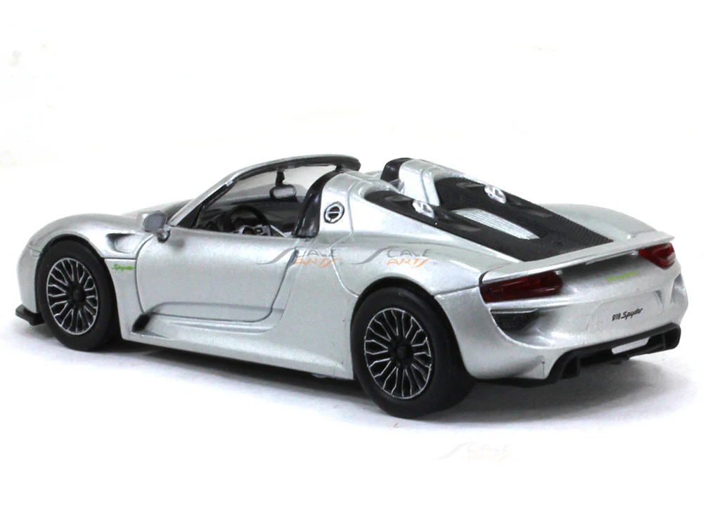 2013 Porsche 918 Spyder 1:43 diecast Scale Model Car - Image 3