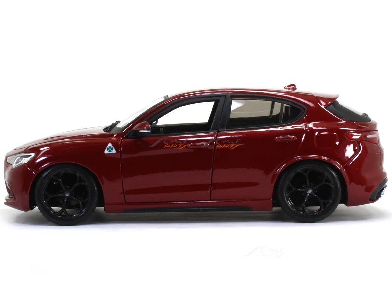 2017 Alfa Romeo Stelvio 1:24 Bburago diecast Scale Model car - Image 2