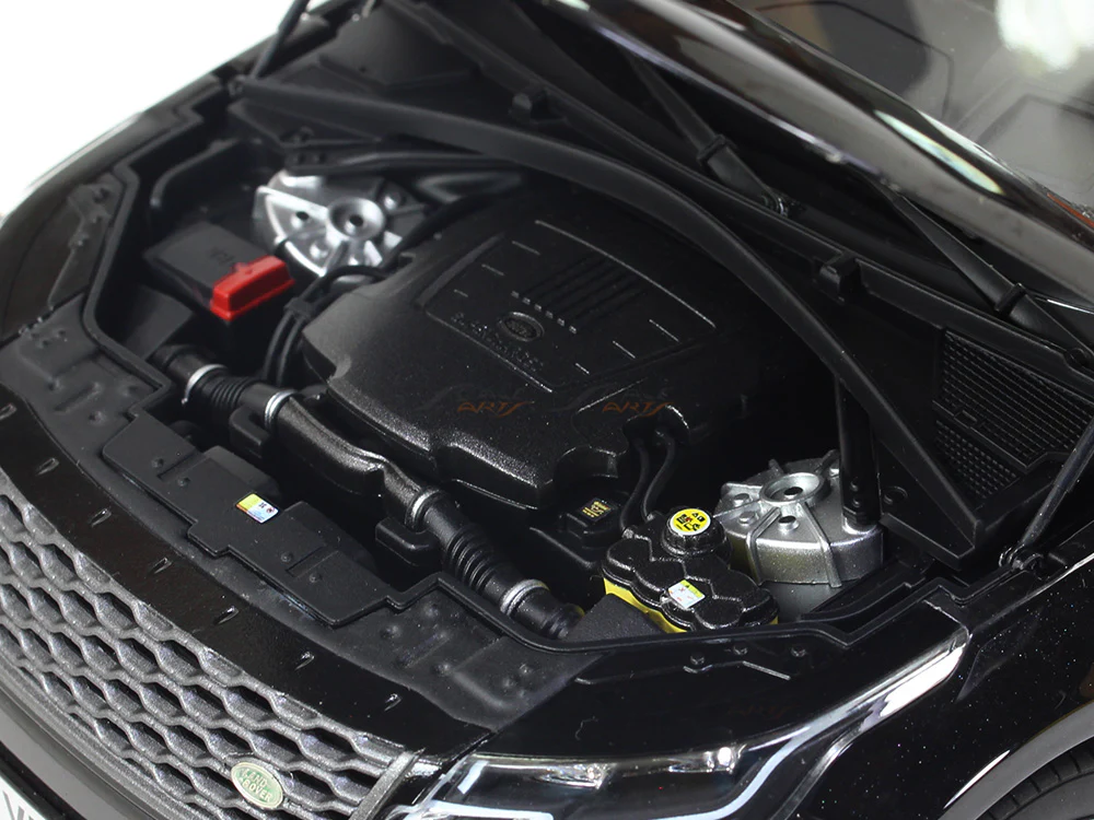 2018 Land Rover Range Rover Velar First Edition Black 1:18 LCD models diecast scale car - Image 16