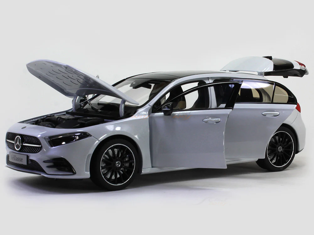 2018 Mercedes-Benz A-Class W177 1:18 Norev diecast scale model car - Image 7