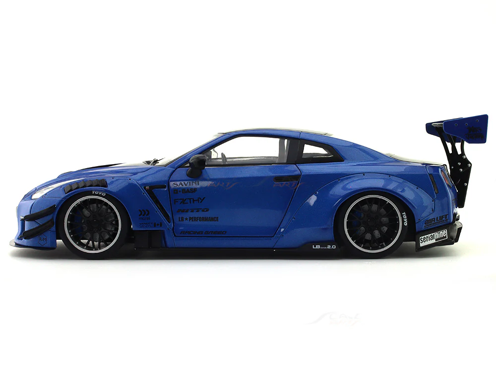 2018 Nissan GT-R R35 Type 2 LBWK 1:18 Solido diecast scale model - Image 2
