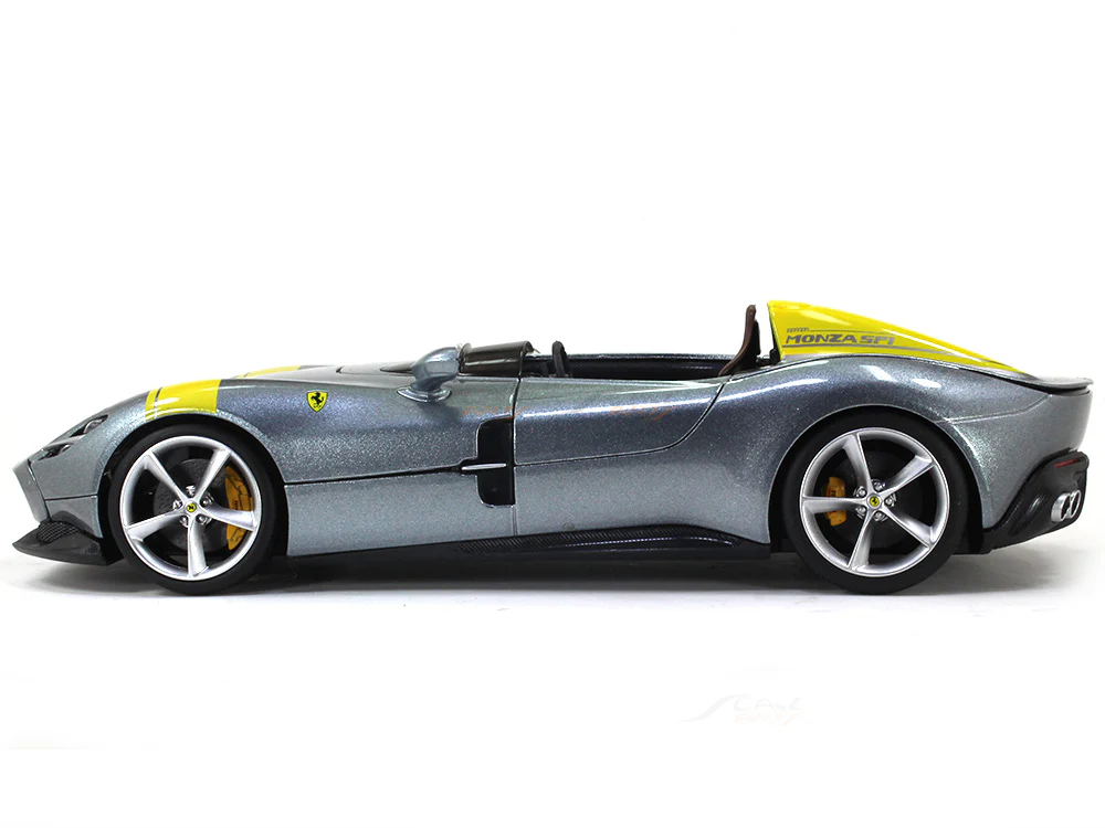 2019 Ferrari Monza SP1 1:18 Bburago diecast Scale Model car - Image 2