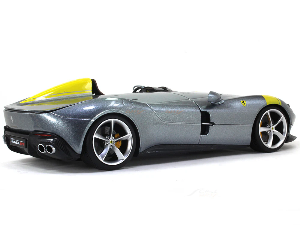 2019 Ferrari Monza SP1 1:18 Bburago diecast Scale Model car - Image 4