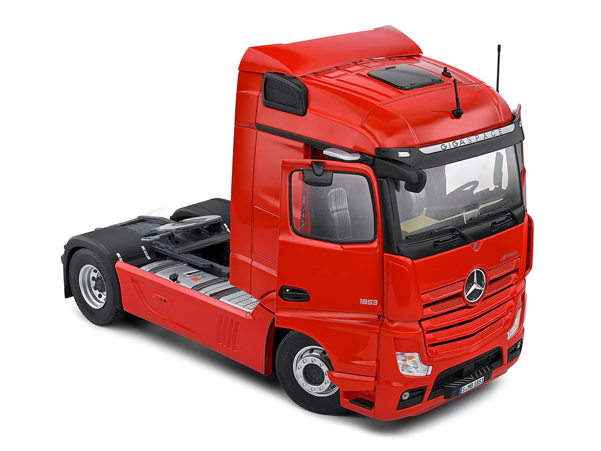 2019 Mercedes-Benz Actros Red 1:24 Solido licensed diecast scale model truck collectible - Image 8