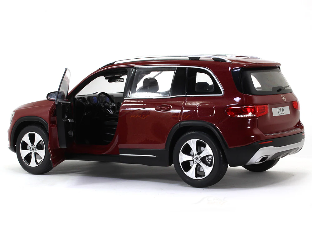 2019 Mercedes-Benz GLB Class X247 1:18 Solido scale model car collectible - Image 9