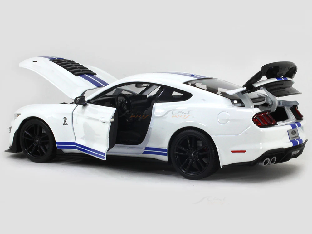 2020 Ford Mustang Shelby GT500 white 1:18 Maisto diecast Scale Model car - Image 6