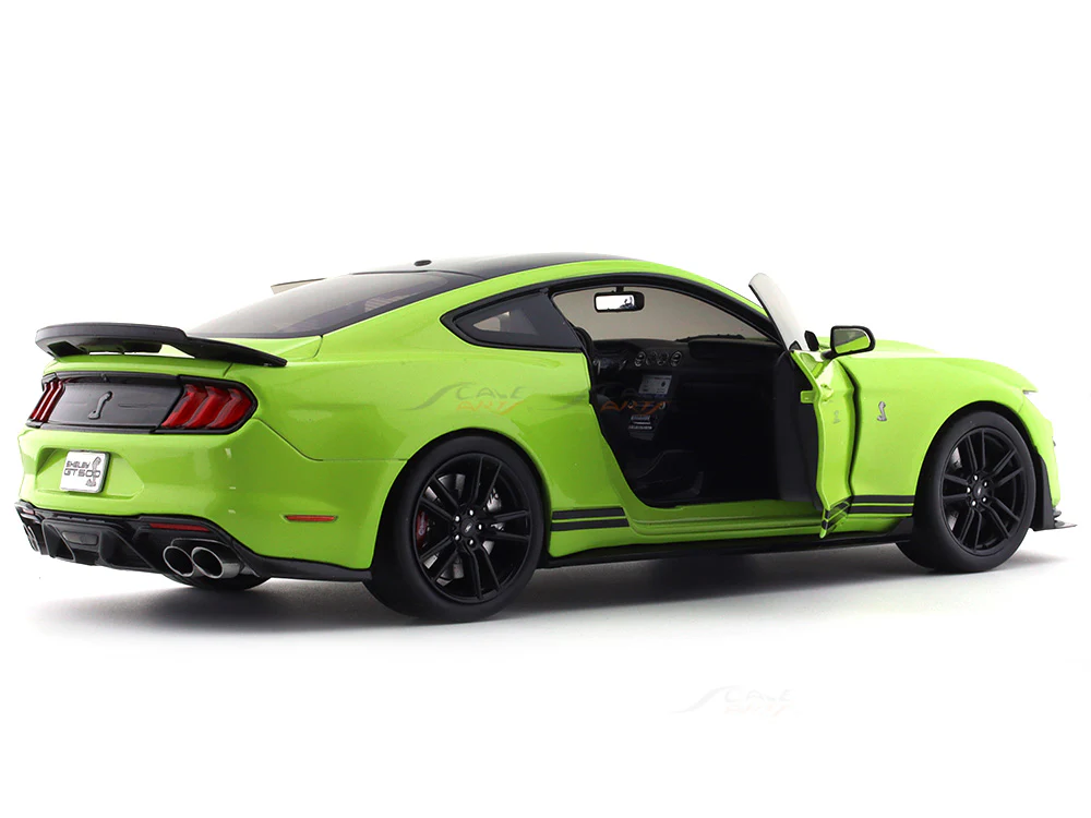 2020 Ford Shelby GT500 1:18 Solido diecast Scale Model collectible - Image 10