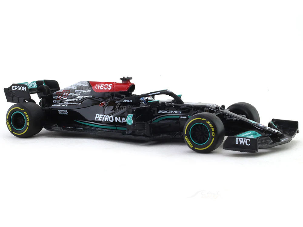2021 Mercedes-AMG F1 W12 E Performance #77 Valterri Bottas 1:43 Bburago scale model - Image 6