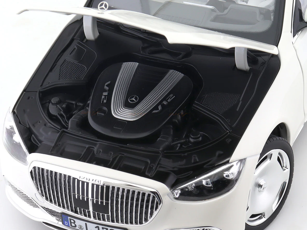 2021 Mercedes-Maybach S 680 4MATIC white 1:18 Norev diecast scale model car collectible - Image 19