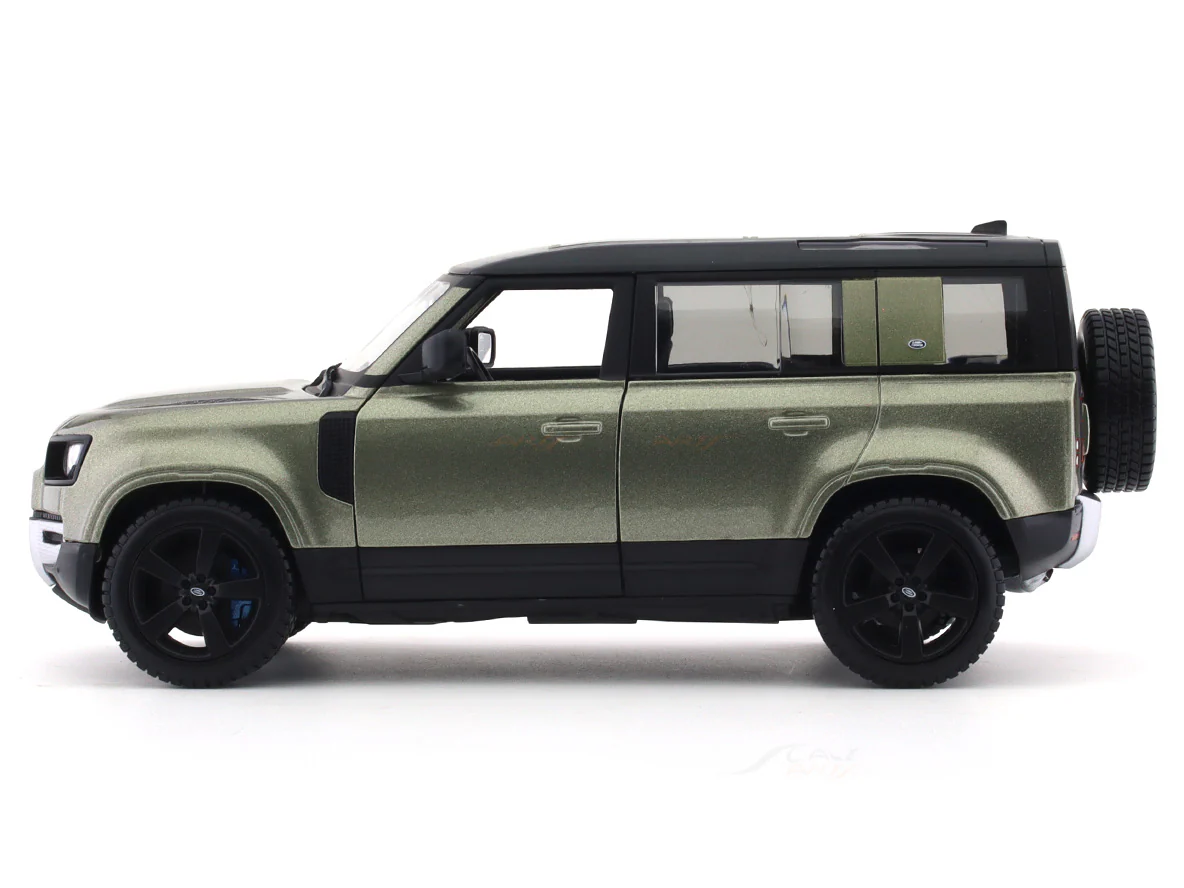 2022 Land Rover Defender 110 green 1:24 Bburago licensed diecast Scale Model car - Image 2