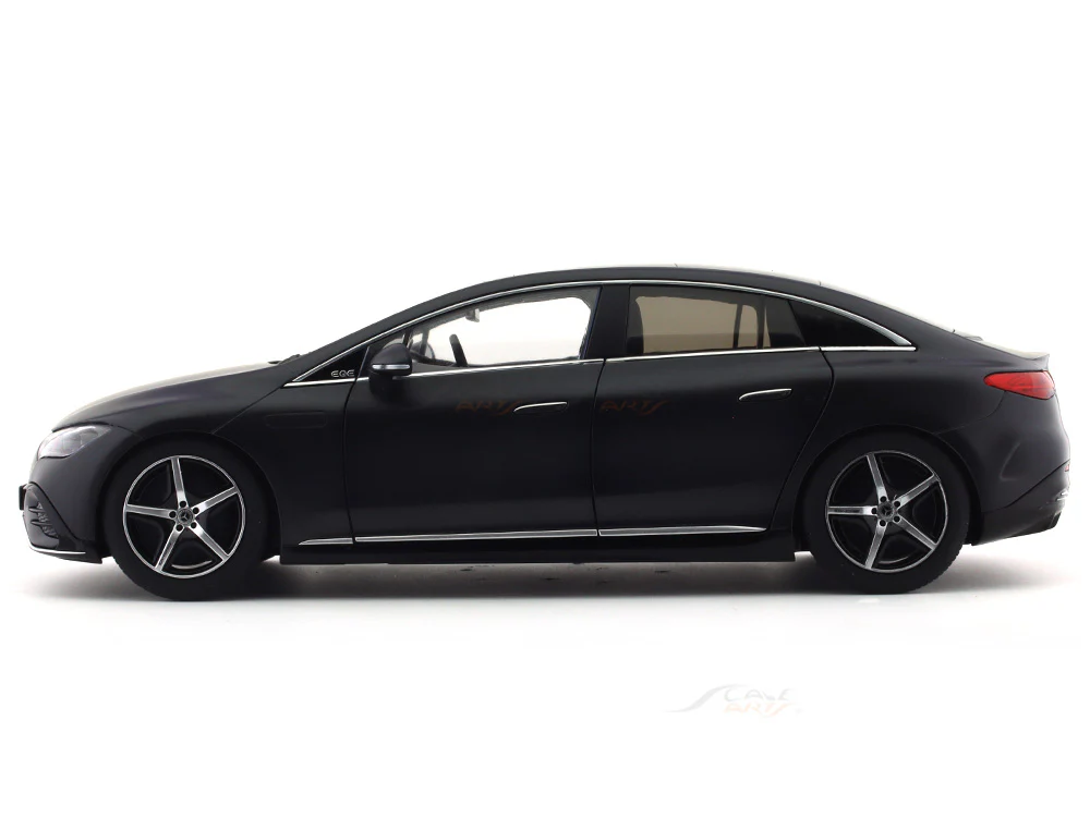2022 Mercedes-Benz EQE V295 1:18 NZG diecast scale model - Image 2