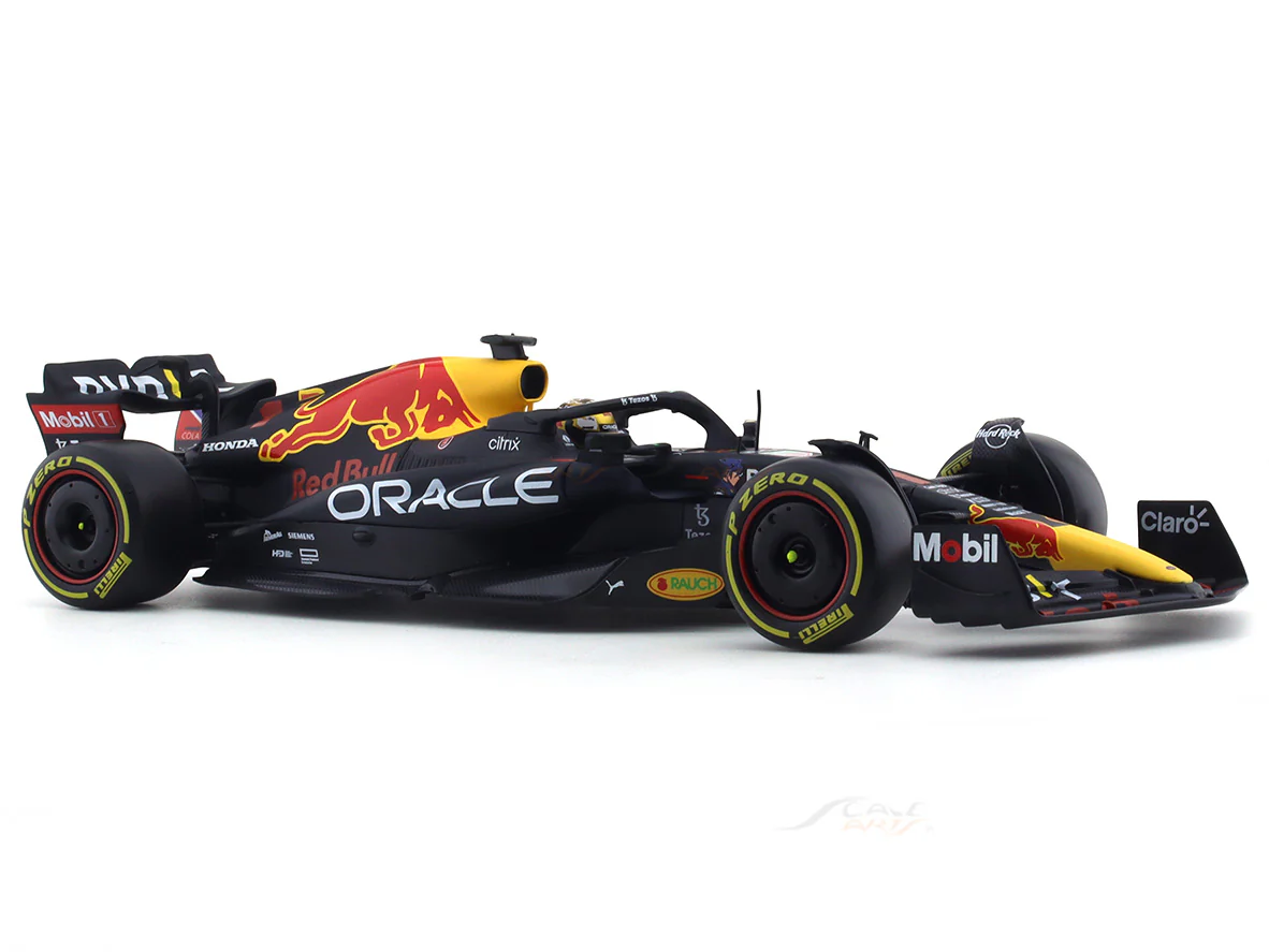 2022 Red Bull RB18 #1 Max Verstappen 1:24 Bburago scale model car - Image 6