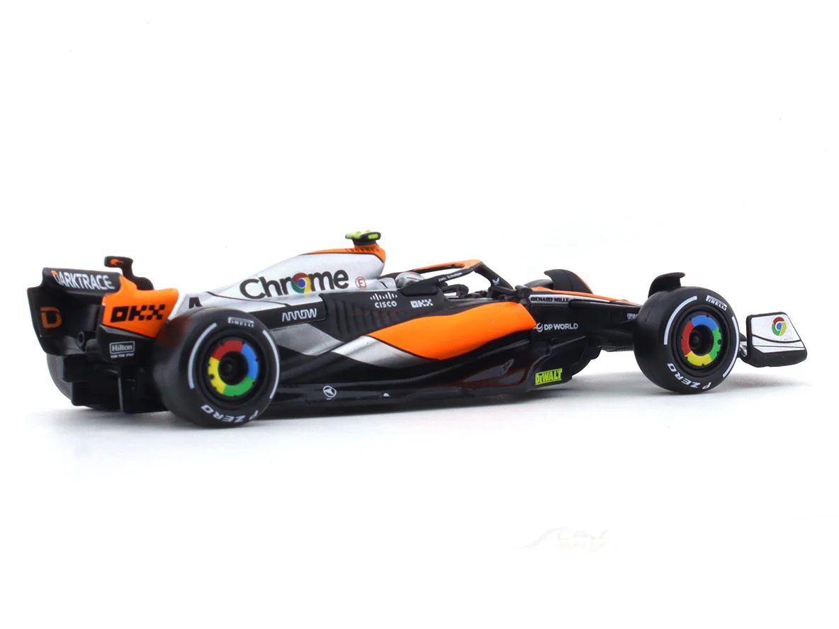 2023 McLaren MCL60 Lando Norris 1:43 Bburago Formula 1 diecast scale model car - Image 4