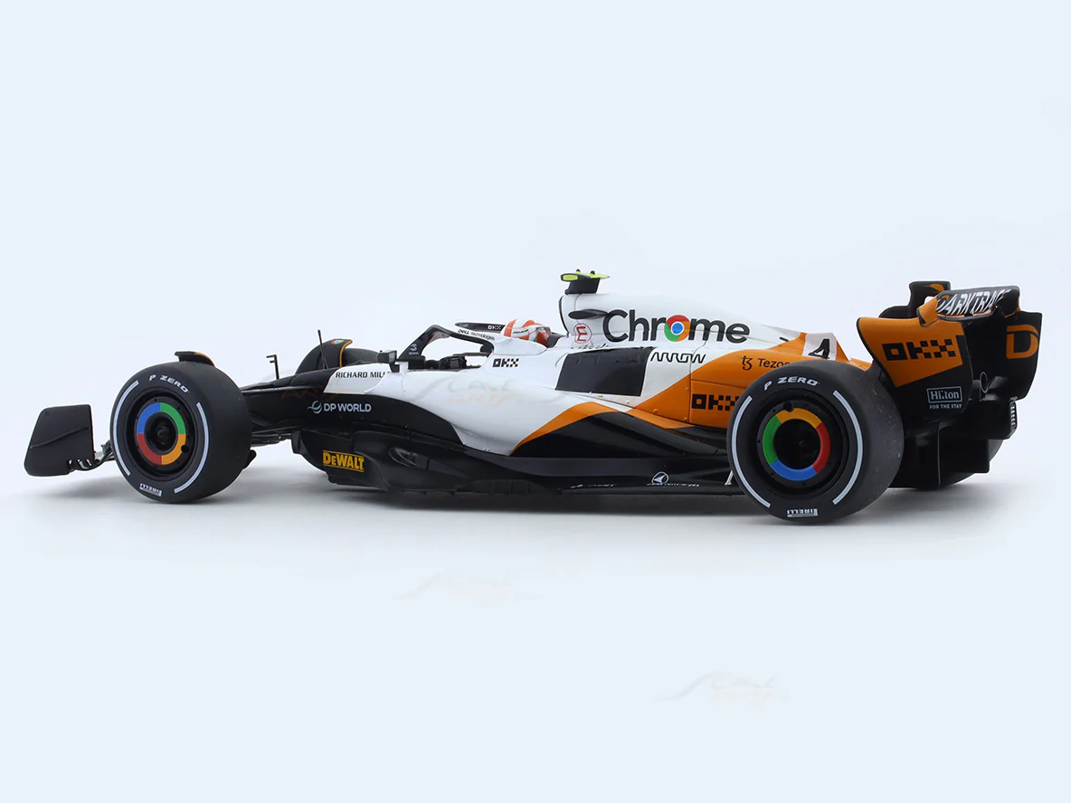 2023 McLaren MCL60 Monaco GP No. 4 1:18 Solido licensed diecast scale model car collectible - Image 3