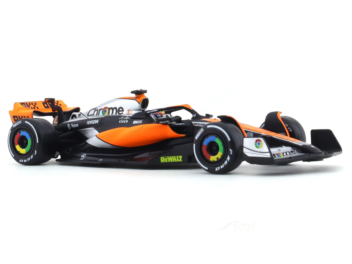 2023 McLaren MCL60 Oscar Piastri 1:43 Bburago Formula 1 diecast scale model car - Image 6