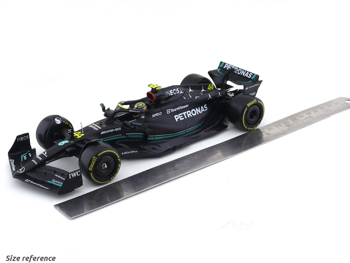 2023 Mercedes-AMG W14 E #44 Lewis Hamilton 1:24 Bburago Formula 1 diecast scale model car - Image 9