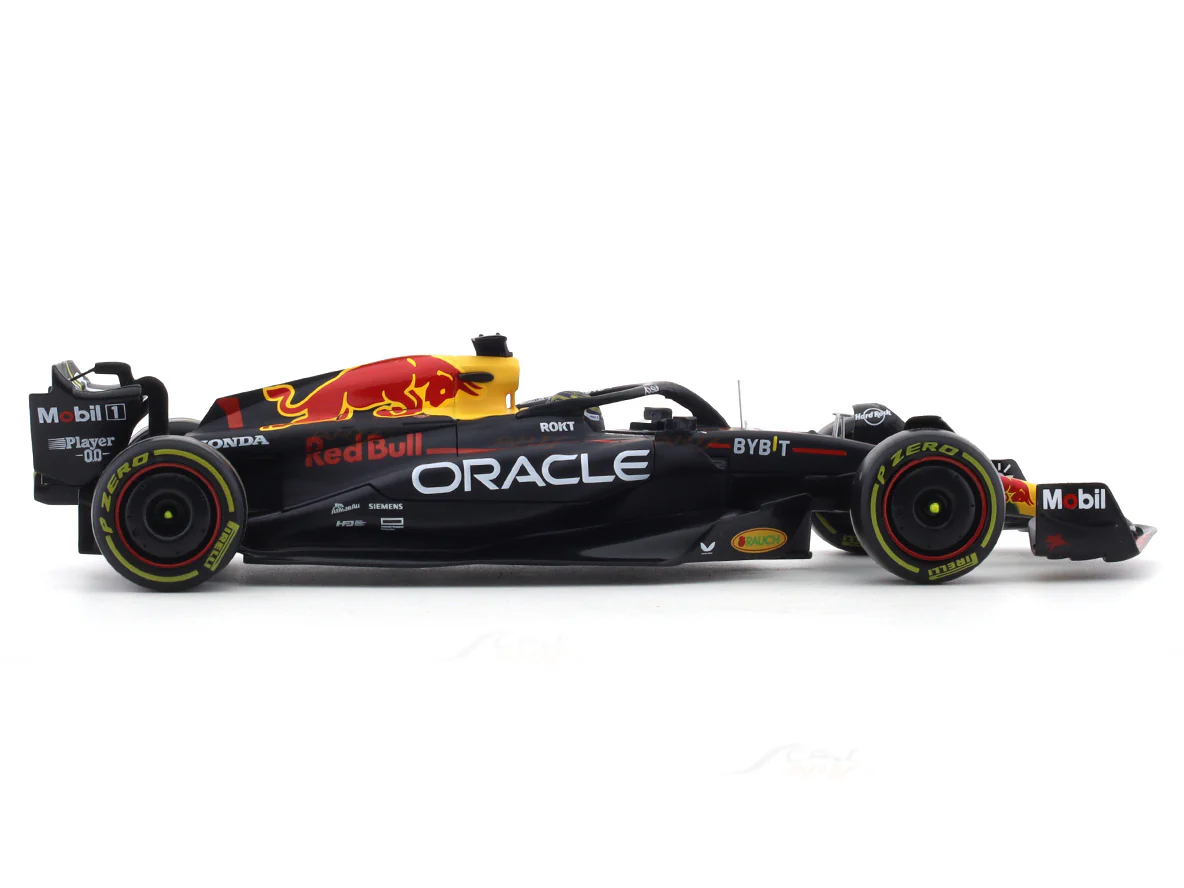 2023 Oracle Red Bull Racing RB19 No.1 Max Verstappen 1:24 Bburago licensed Formula 1 Scale Model collectible - Image 6