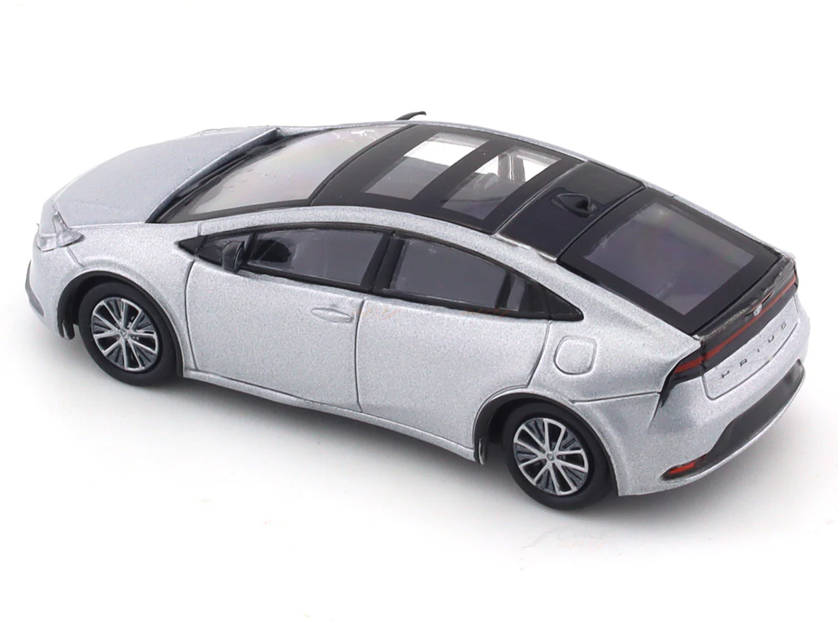 2023 Toyota Prius Cutting edge silver 1:64 Para64 diecast scale model car - Image 8